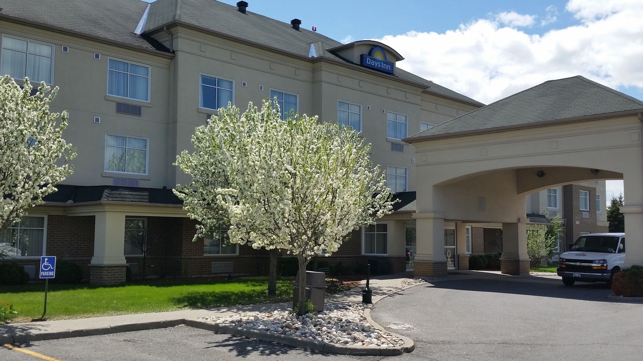 Photo of Outdoor in Ottawa Division