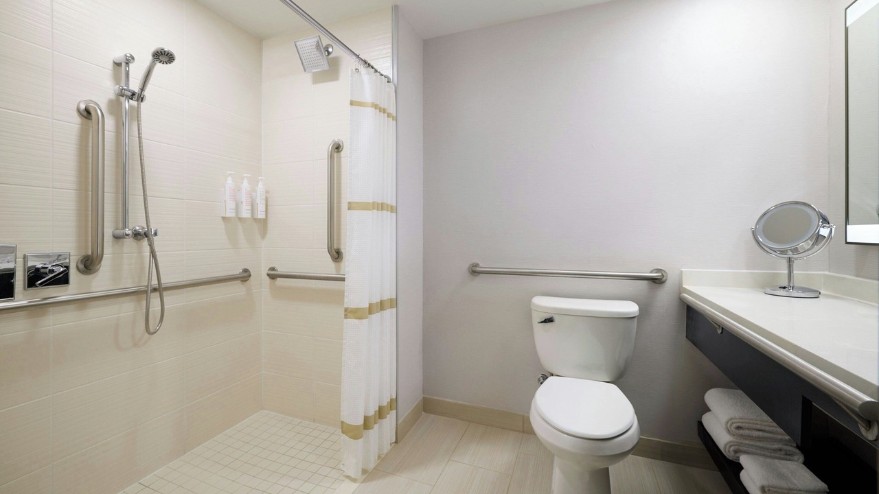 Photo of Bathroom in Hoffman Estates