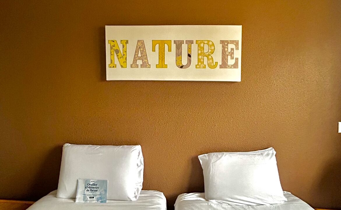 Photo of Bedroom in Antigone