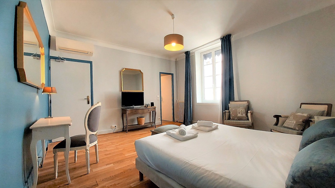 Photo of Bedroom in Nimes City Centre