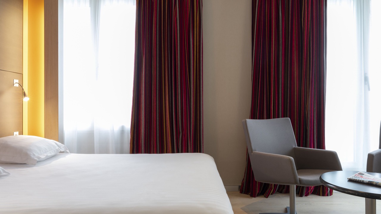 Photo of Bedroom in Downtown