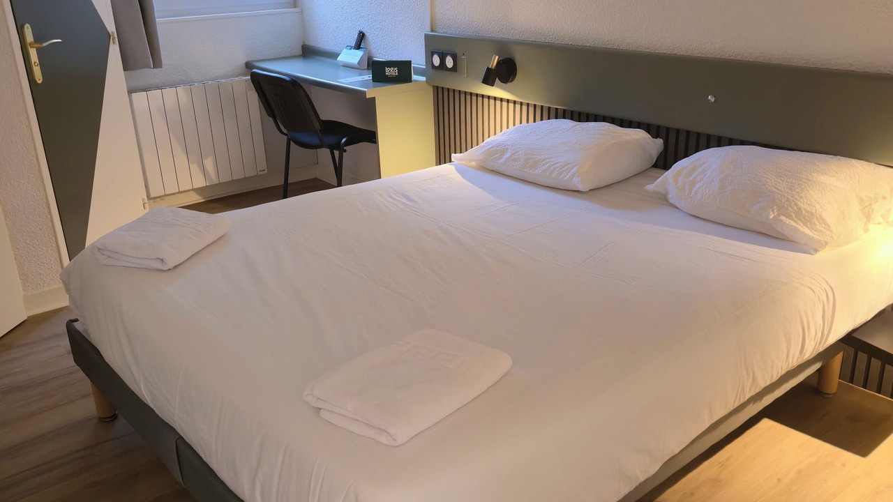 Photo of Bedroom in Poitiers