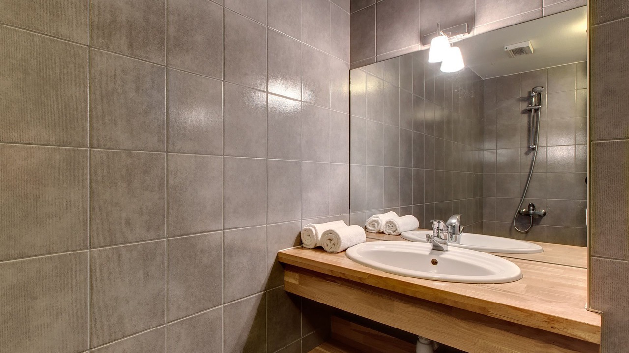 Photo of Bathroom in Epiniac