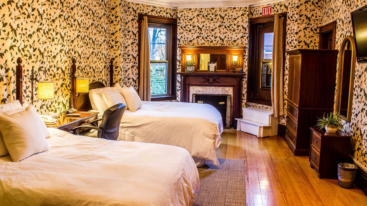 Photo of Bedroom in Longwood