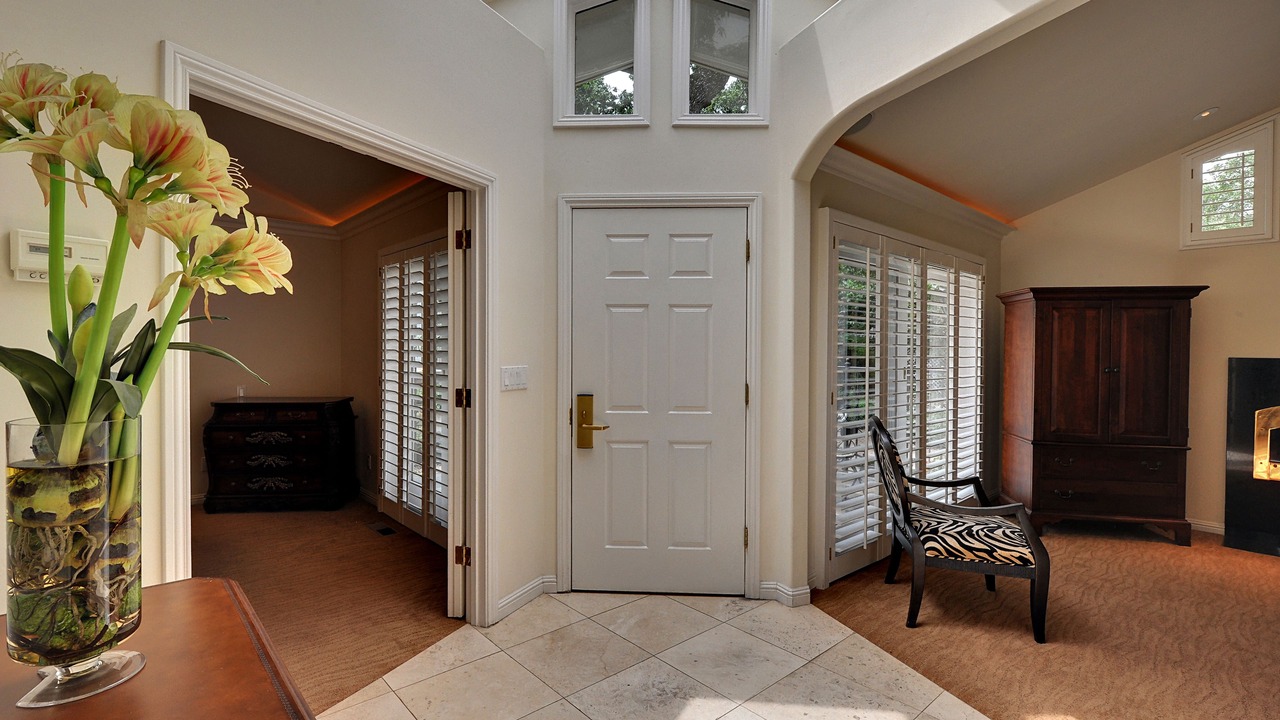 Photo of Others in Saratoga