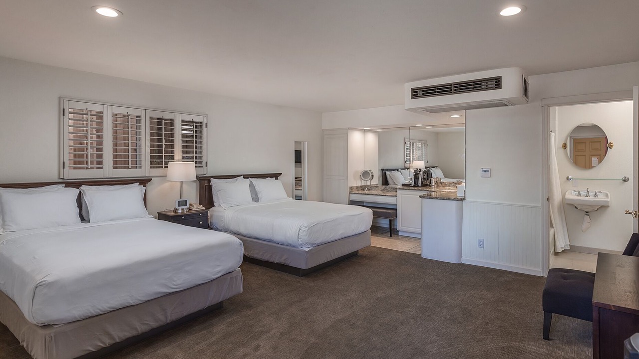 Photo of Bedroom in Saratoga