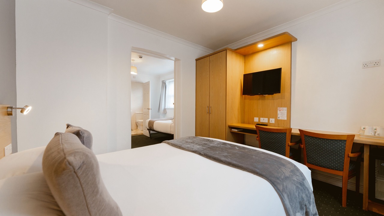 Photo of Bedroom in Addison