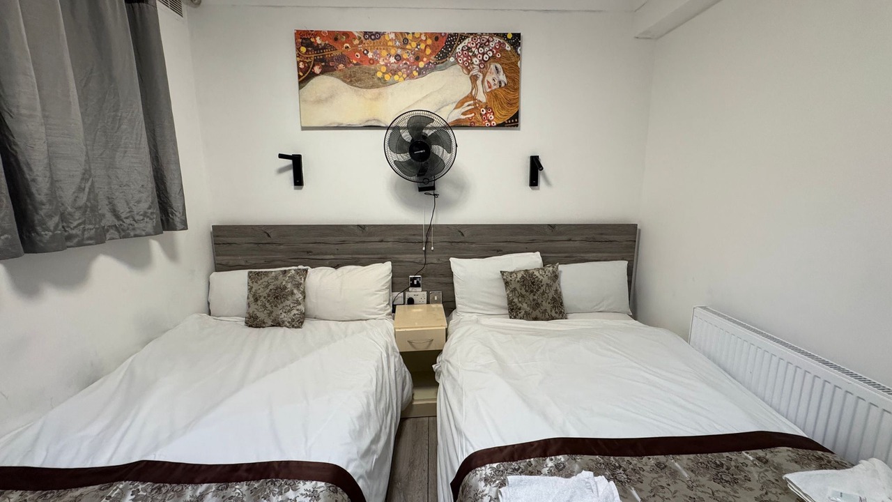 Photo of Bedroom in Earl's Court