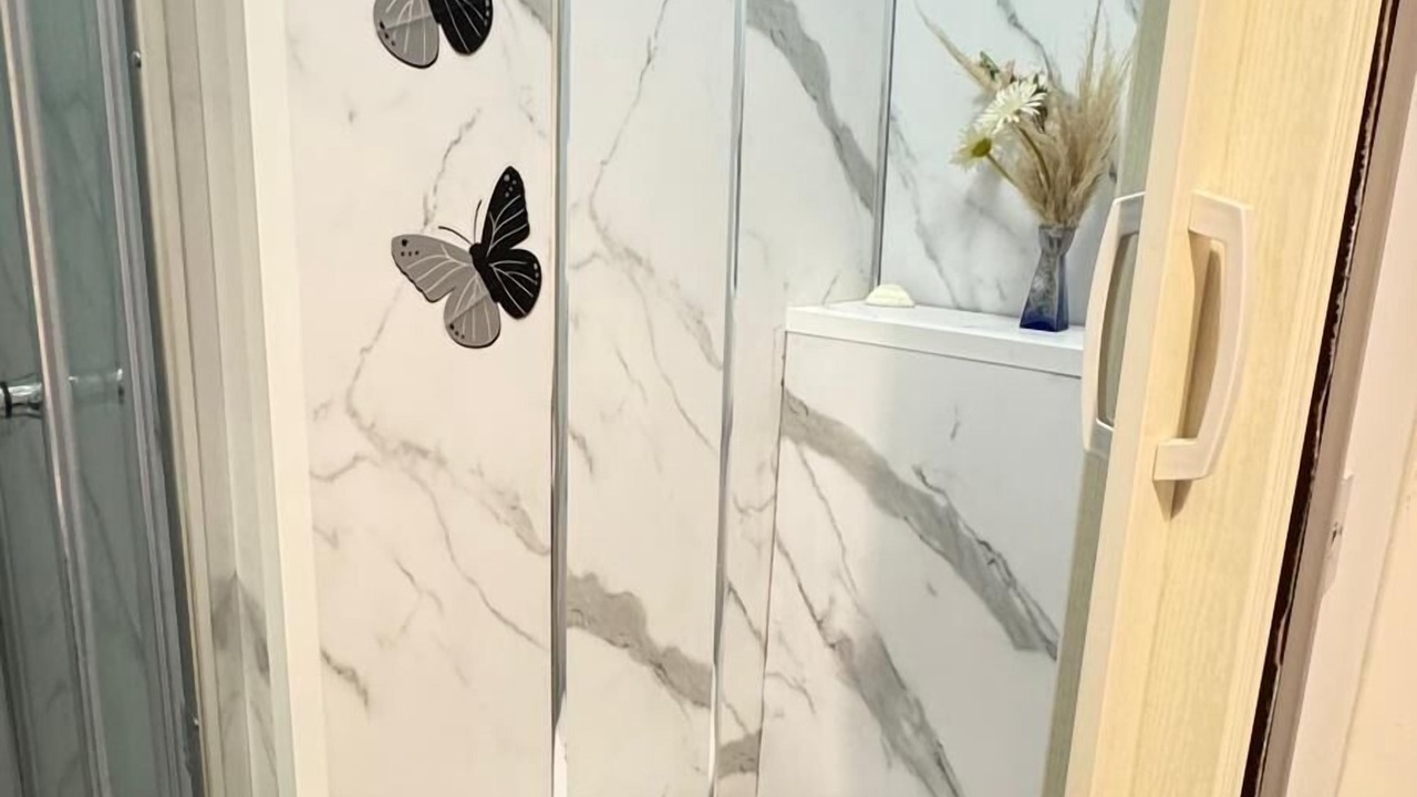 Photo of Bathroom in Earl's Court