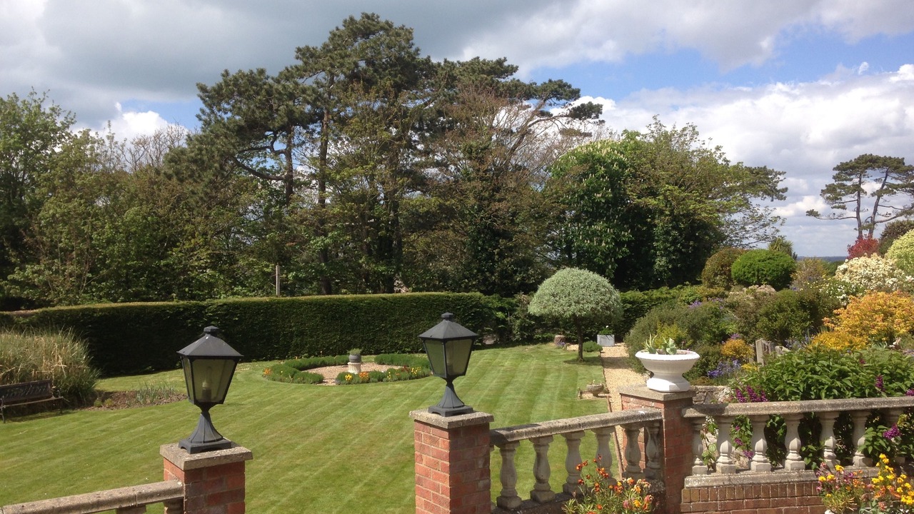 Photo of Outdoor in Totland Bay