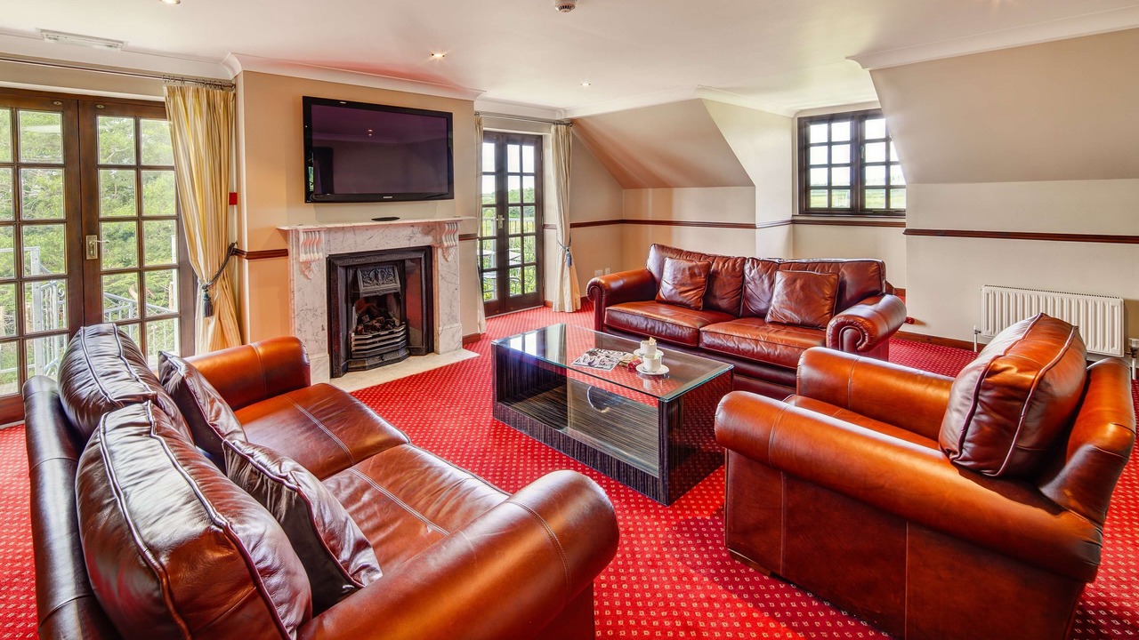 Photo of Others in Norton Sub Hamdon