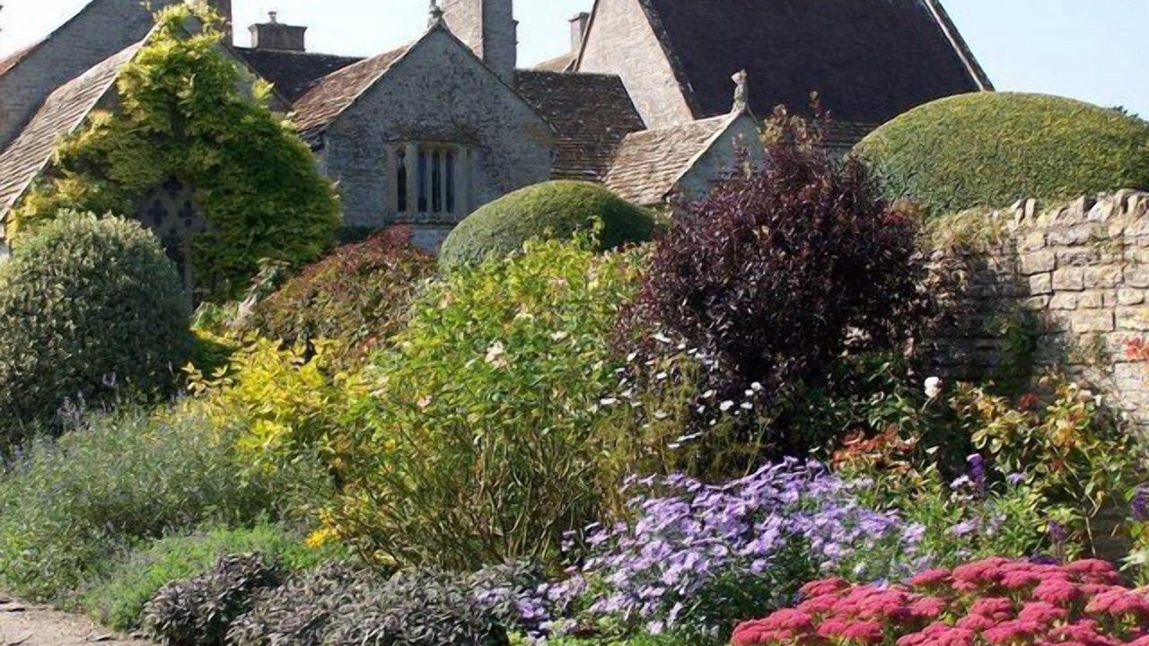 Photo of Others in Norton Sub Hamdon