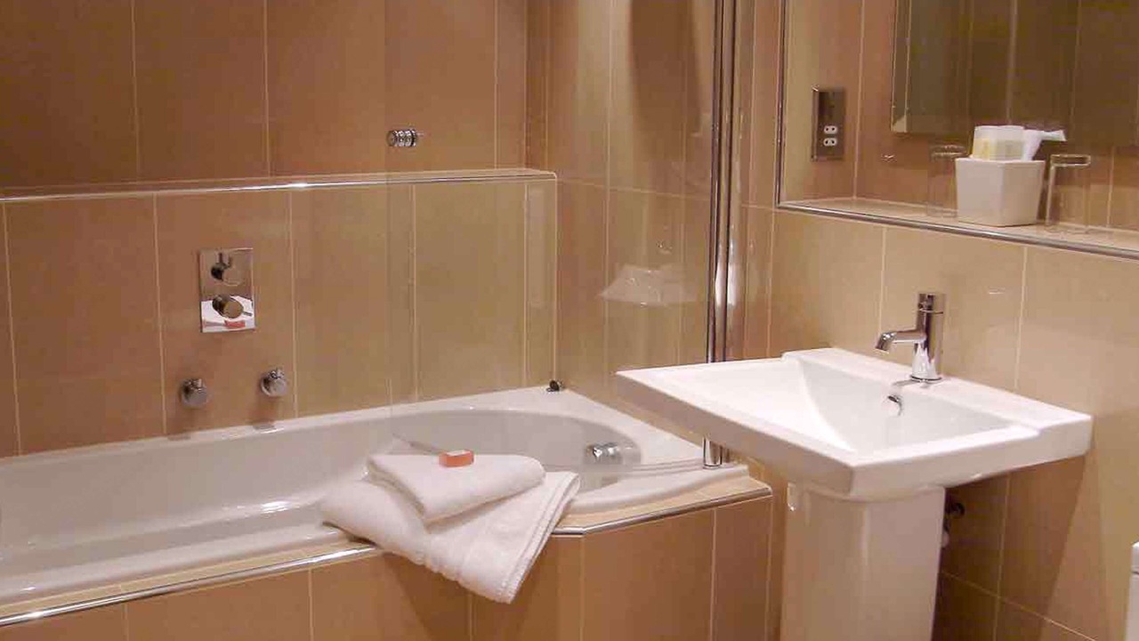 Photo of Bathroom in Norton Sub Hamdon