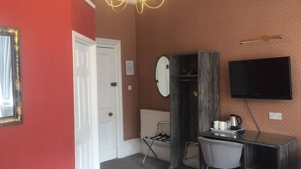 Photo of Bedroom in Newington