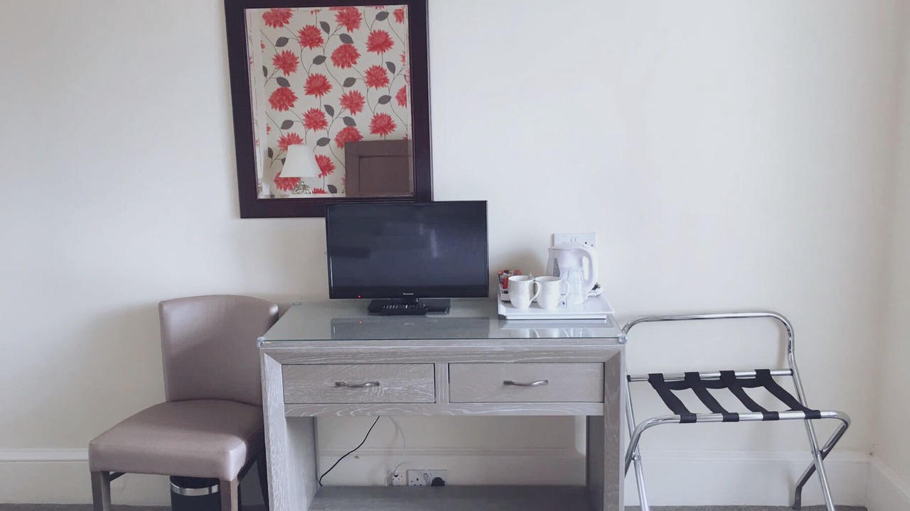 Photo of Bedroom in Newington