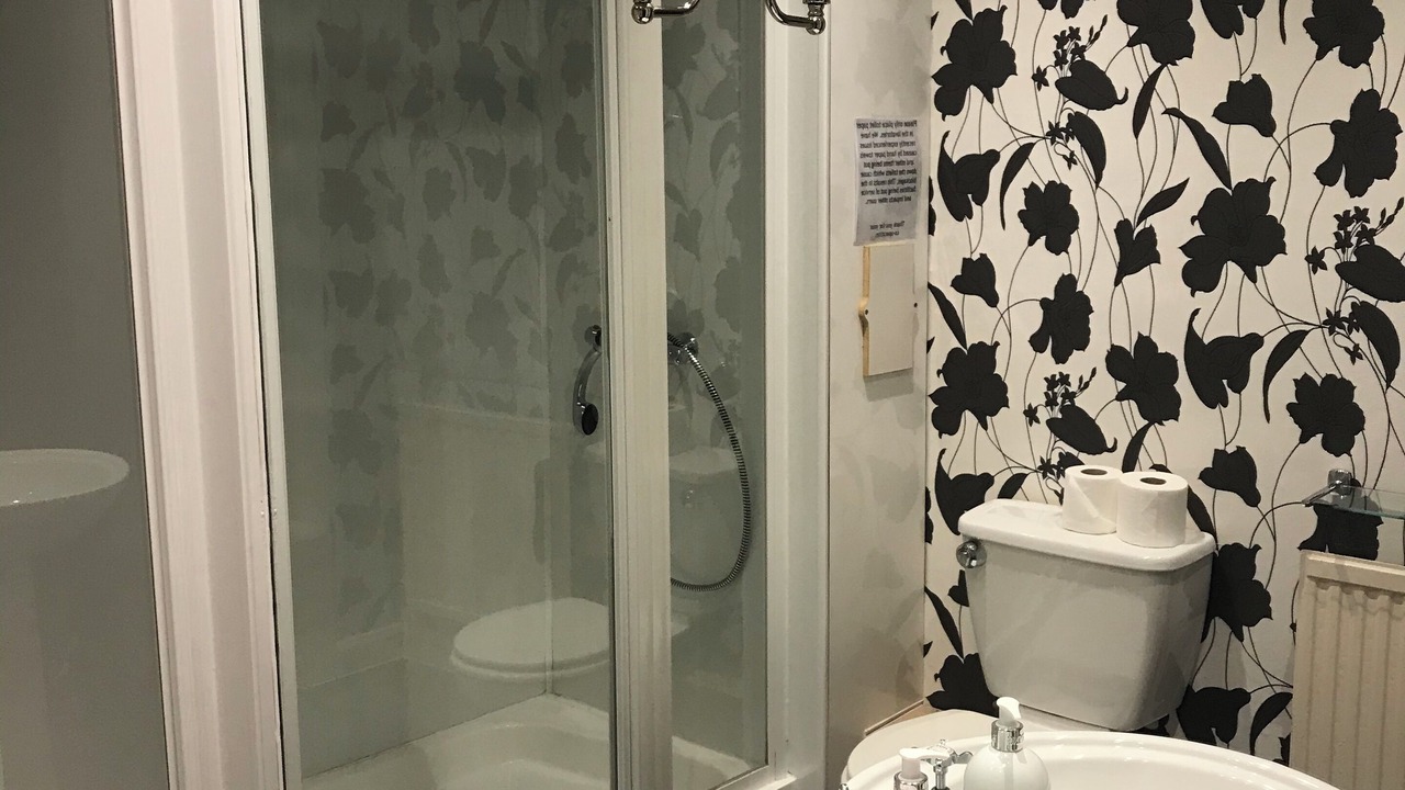 Photo of Bathroom in Newington