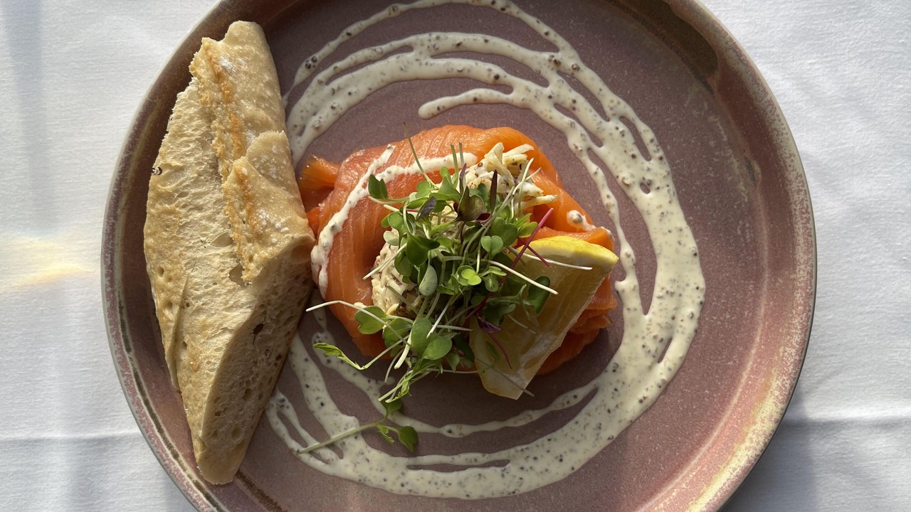 Photo of Others in Nostie