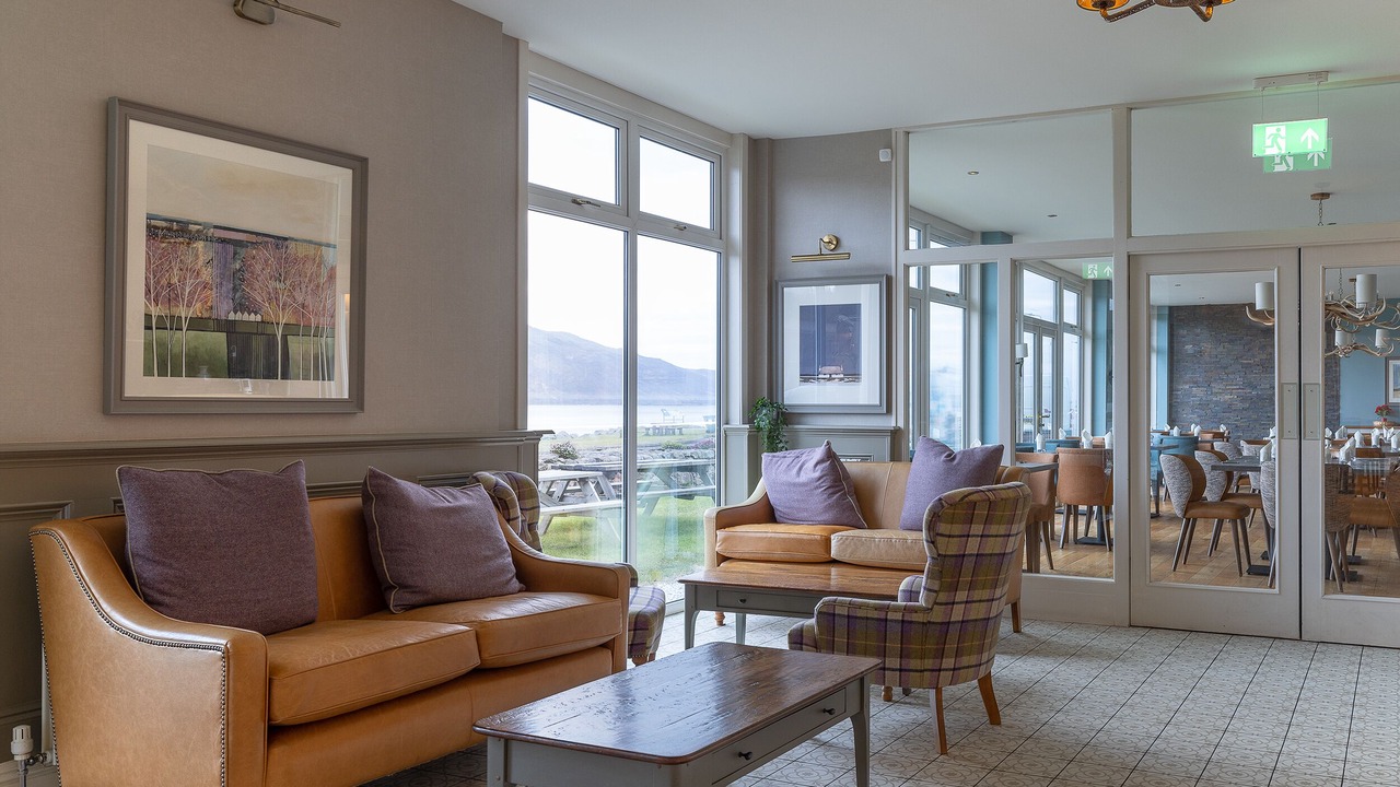 Photo of Others in Nostie