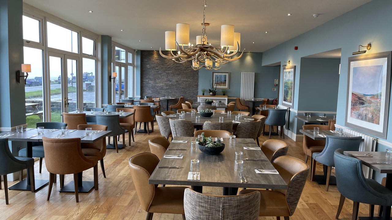 Photo of Others in Nostie