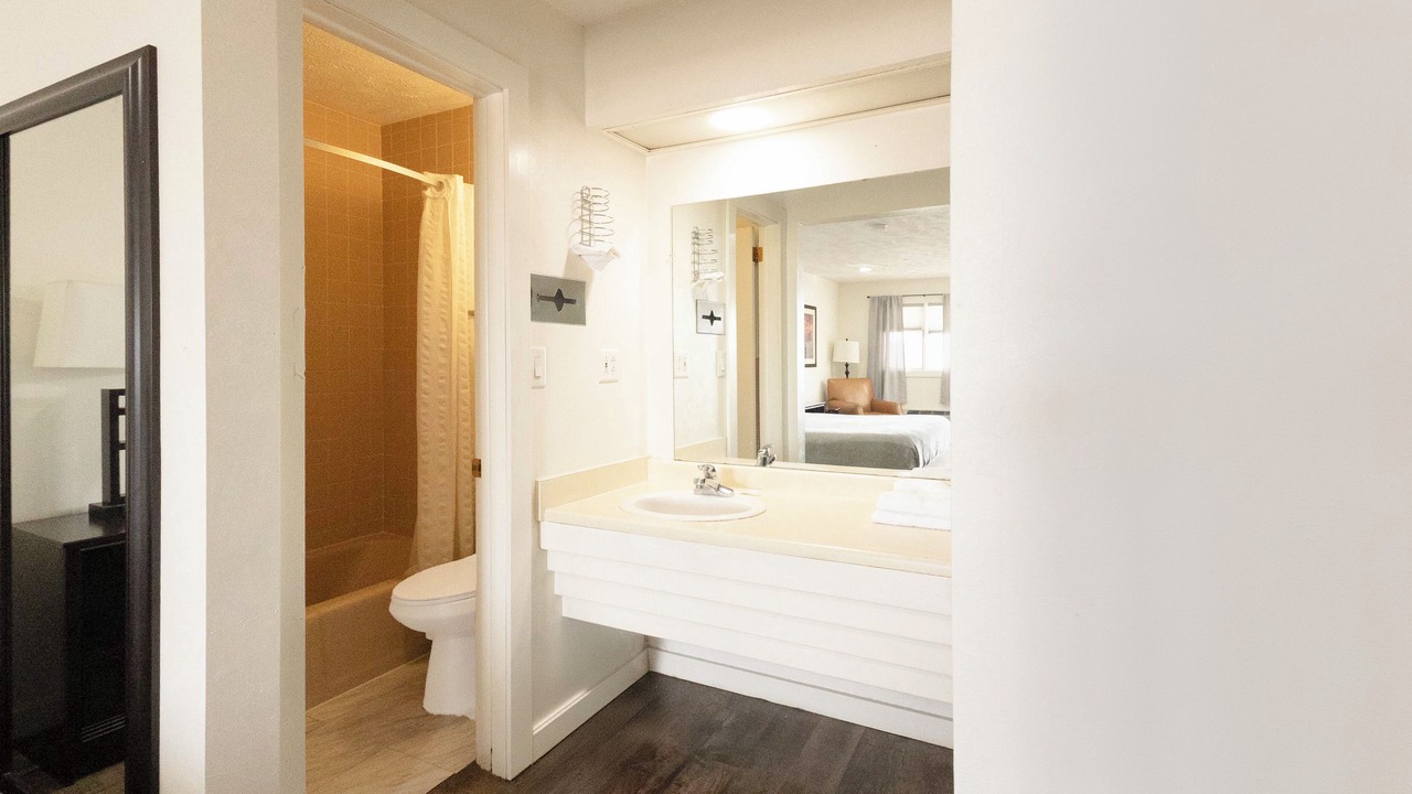Photo of Bathroom in Cozad