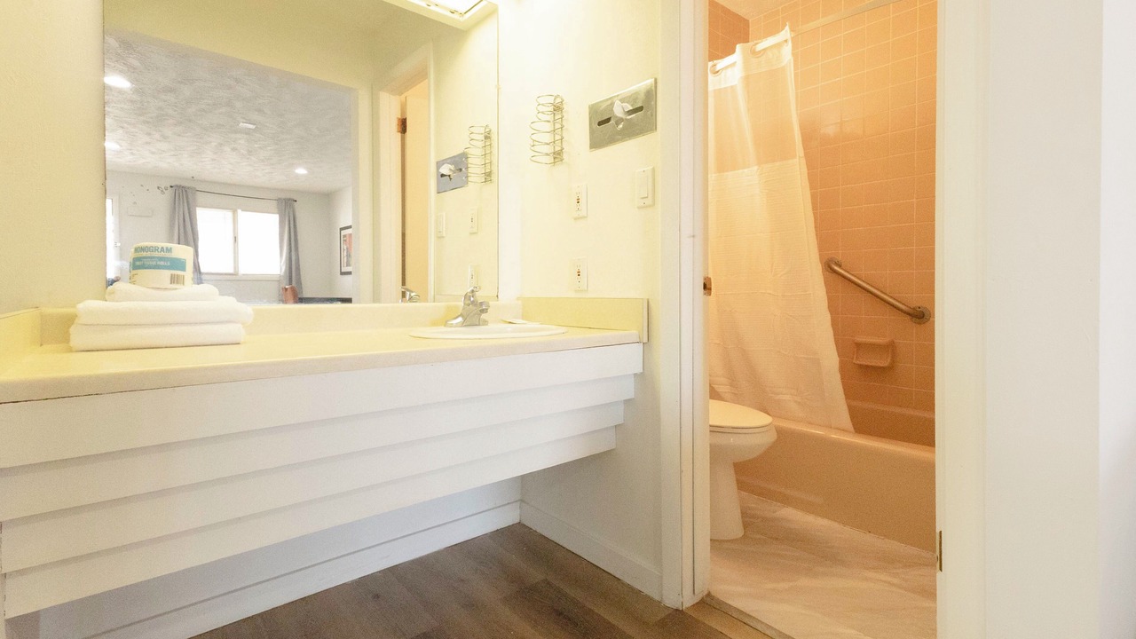 Photo of Bathroom in Cozad