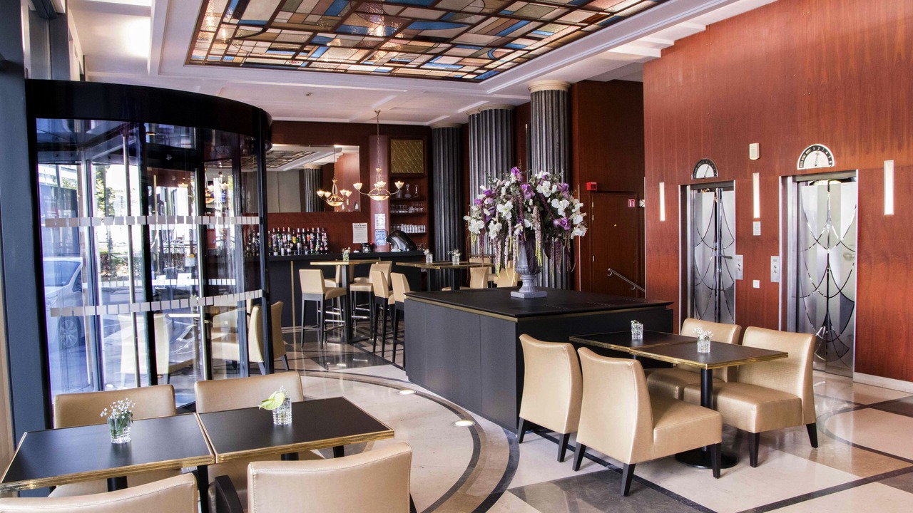 Photo of Others in La Madeleine