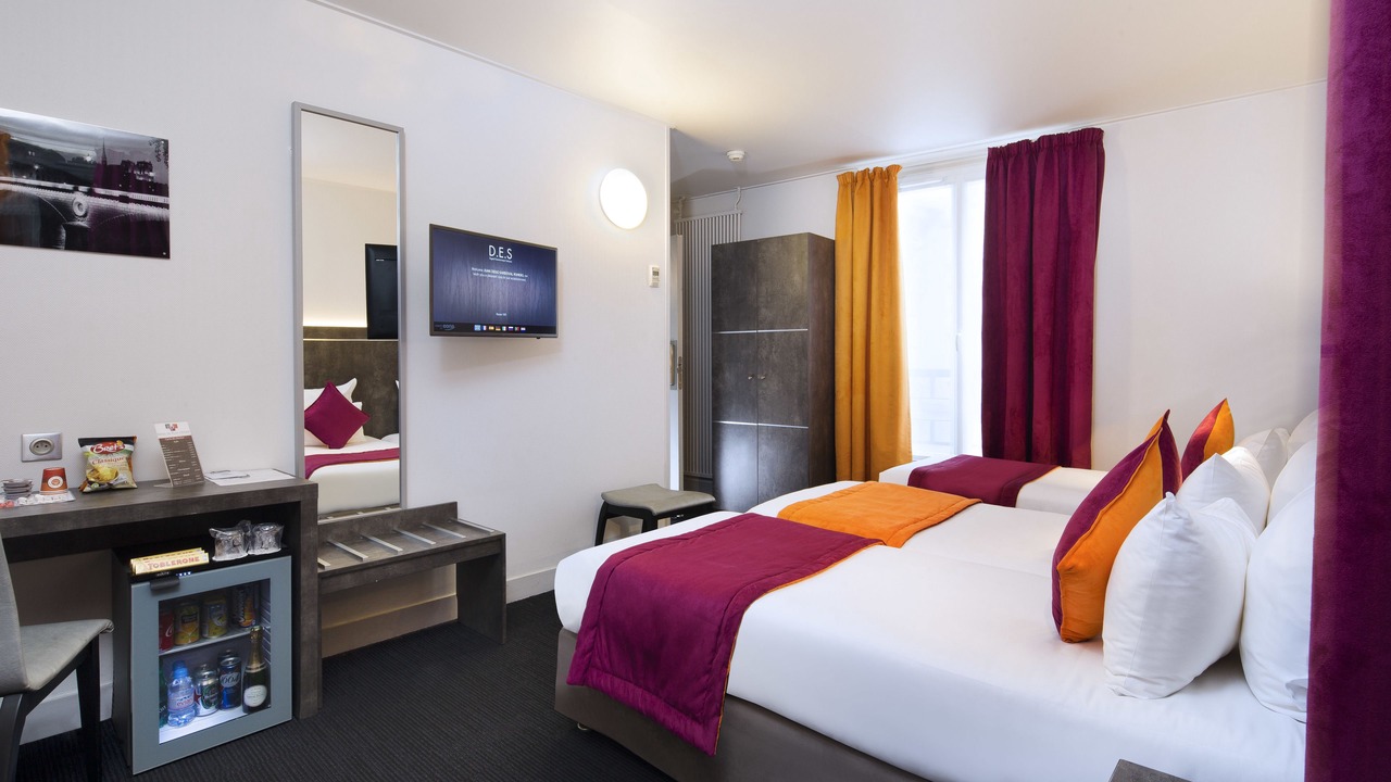 Photo of Bedroom in Arts-et-Metiers