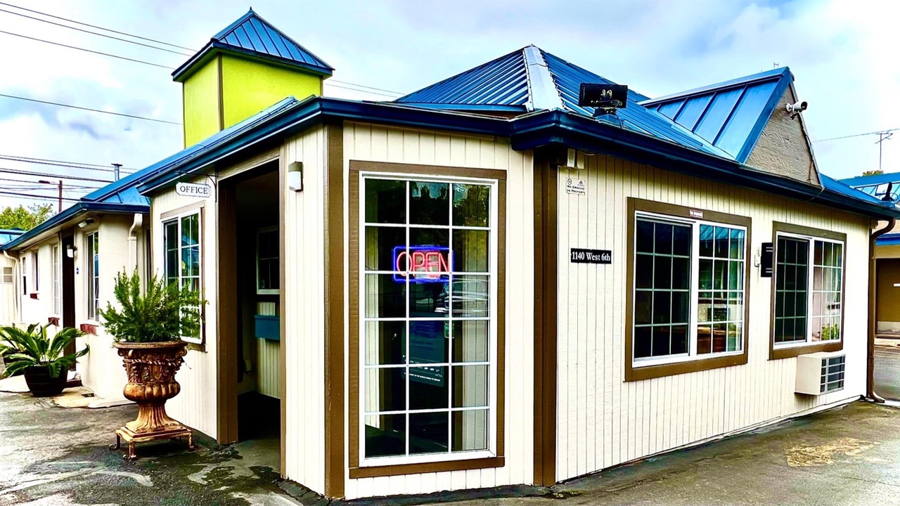 Photo of Outdoor in Whiteaker