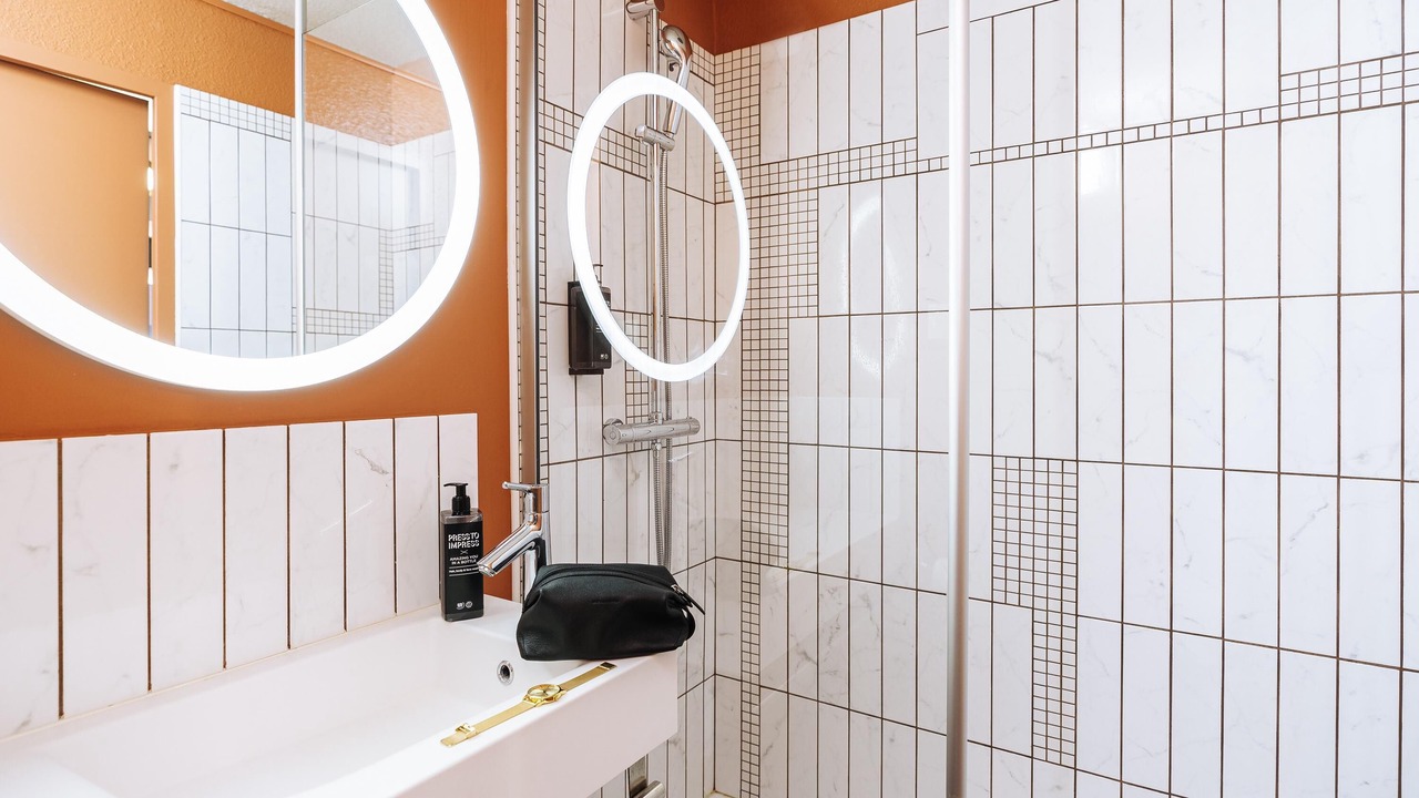 Photo of Bedroom in Miroir - Batignolles