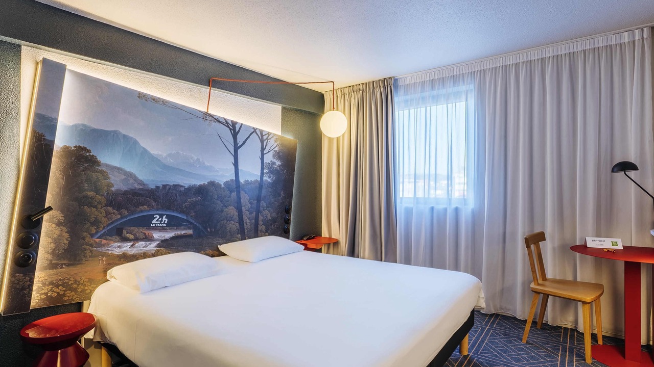 Photo of Bedroom in Miroir - Batignolles