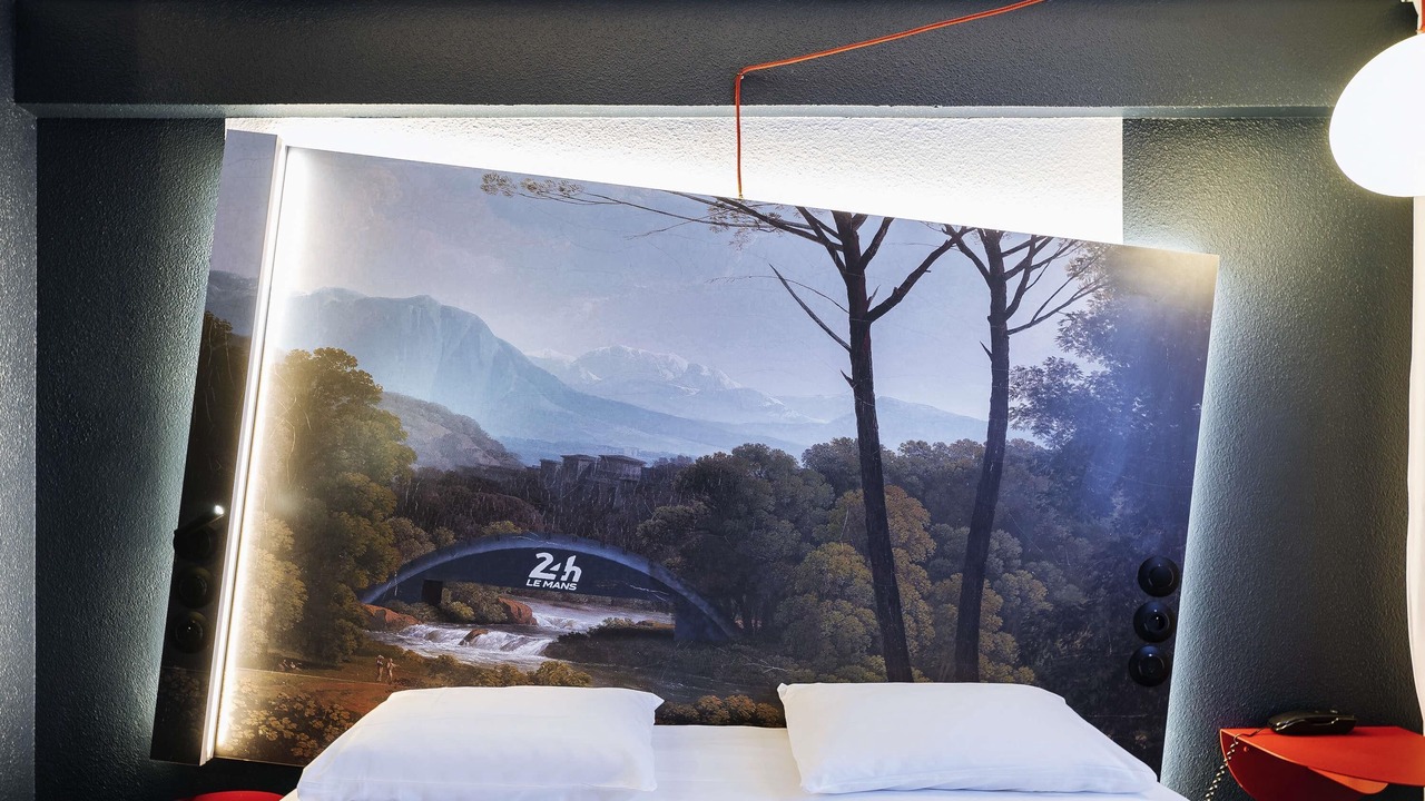 Photo of Bedroom in Miroir - Batignolles