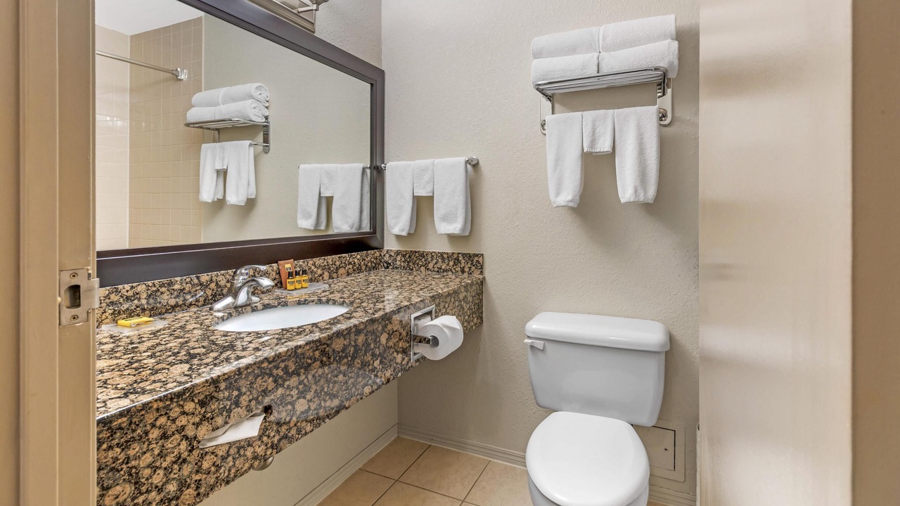Photo of Bathroom in Fort Gary