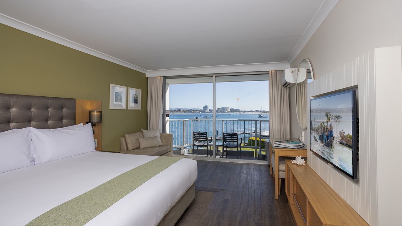 Photo of Bedroom in Main Beach