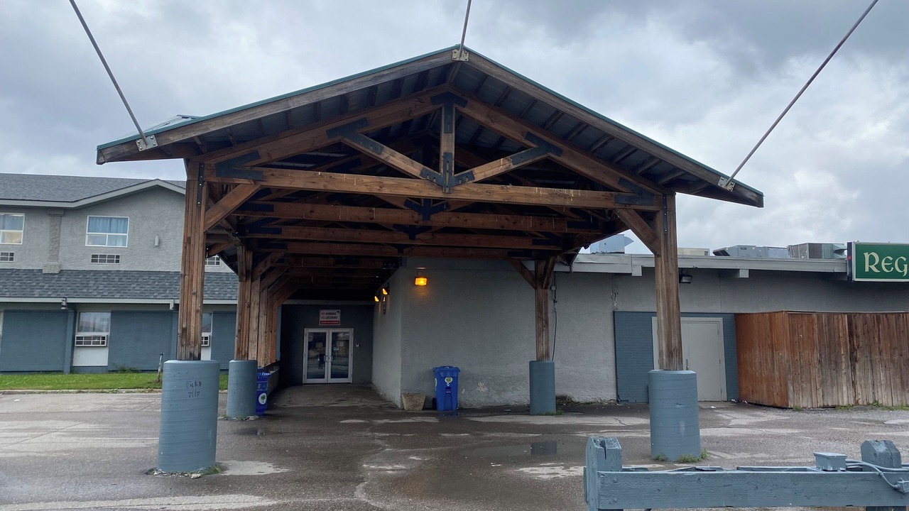 Photo of Others in Thompson