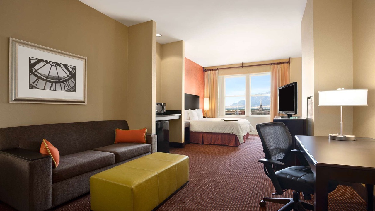 Photo of Livingroom in Ogden