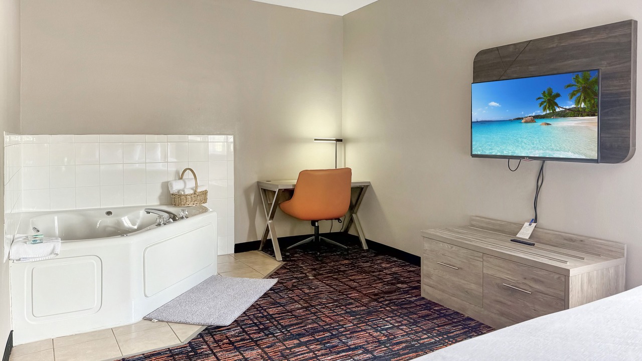 Photo of Bedroom in Spencer