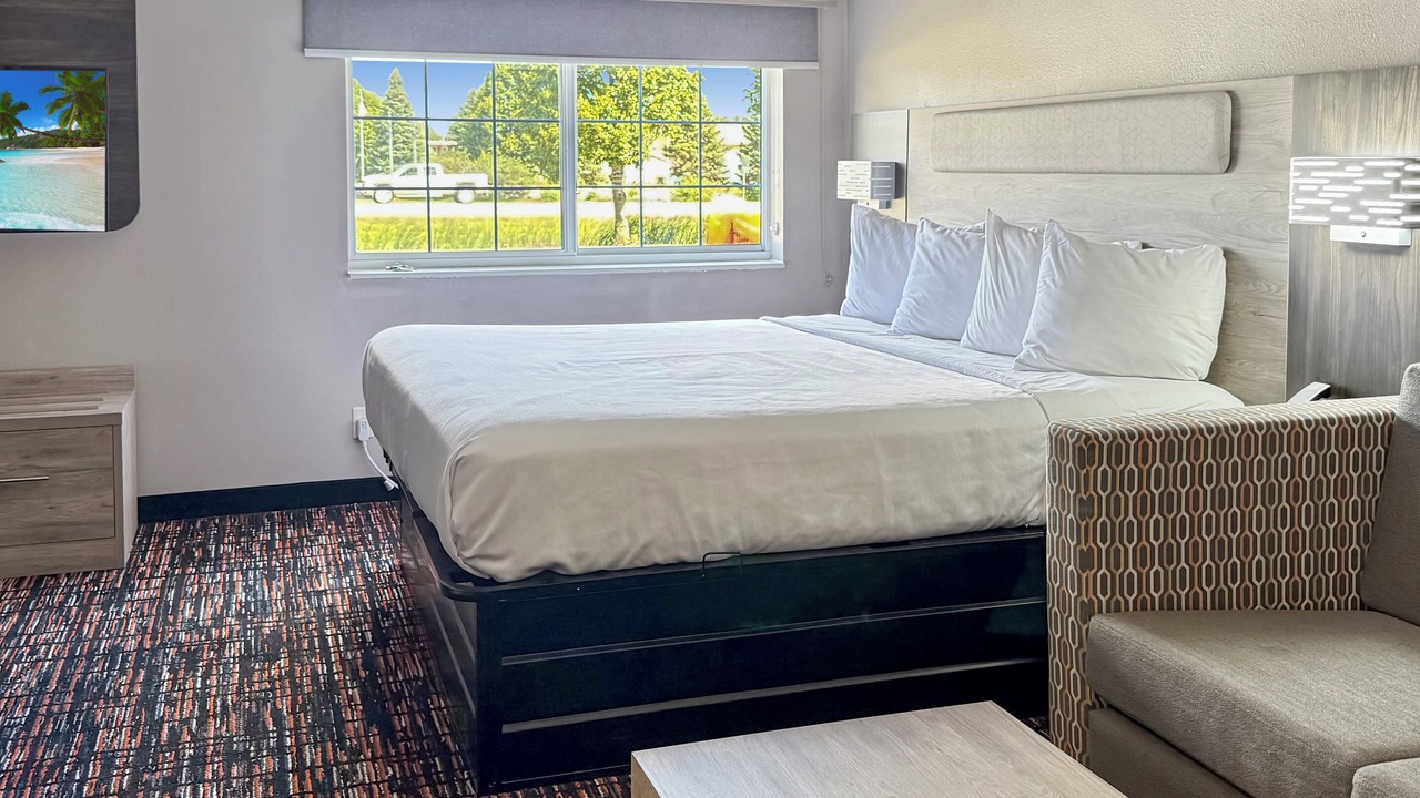 Photo of Others in Spencer