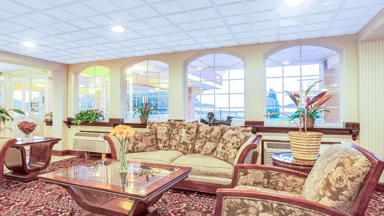 Photo of Livingroom in Mount Laurel