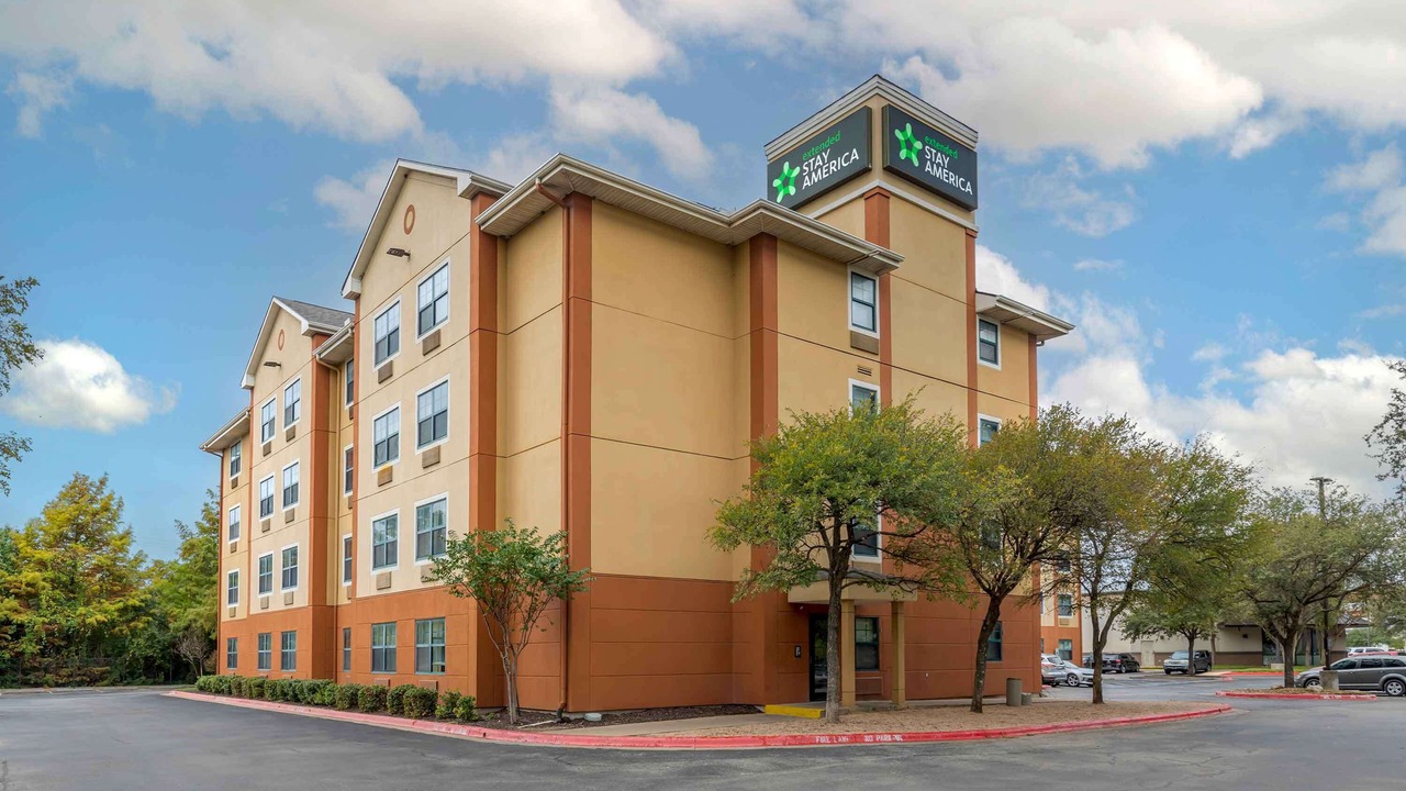 Photo of Outdoor in McNeil