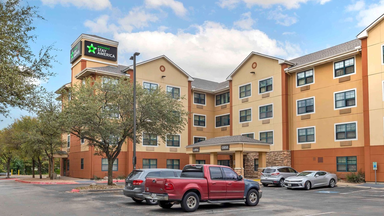 Photo of Outdoor in McNeil