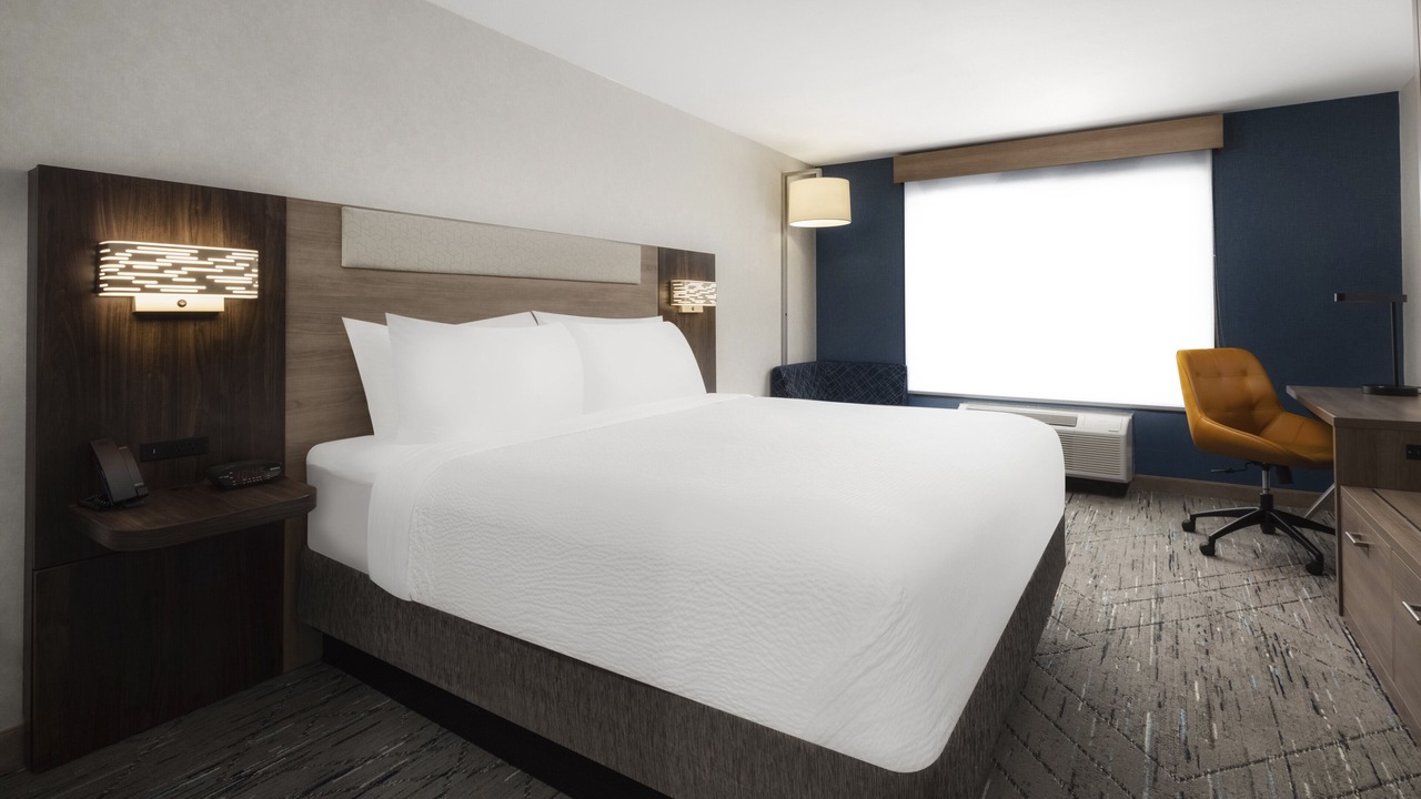 Photo of Bedroom in Canyon Park