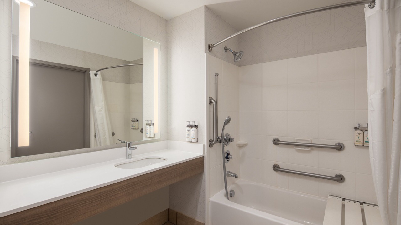 Photo of Bathroom in Canyon Park