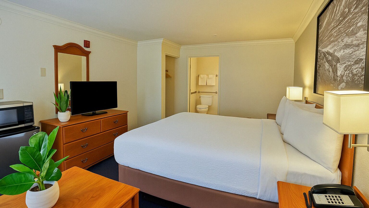 Photo of Bedroom in Willits