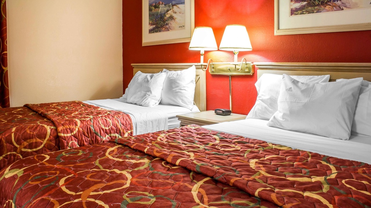 Photo of Others in Walnut