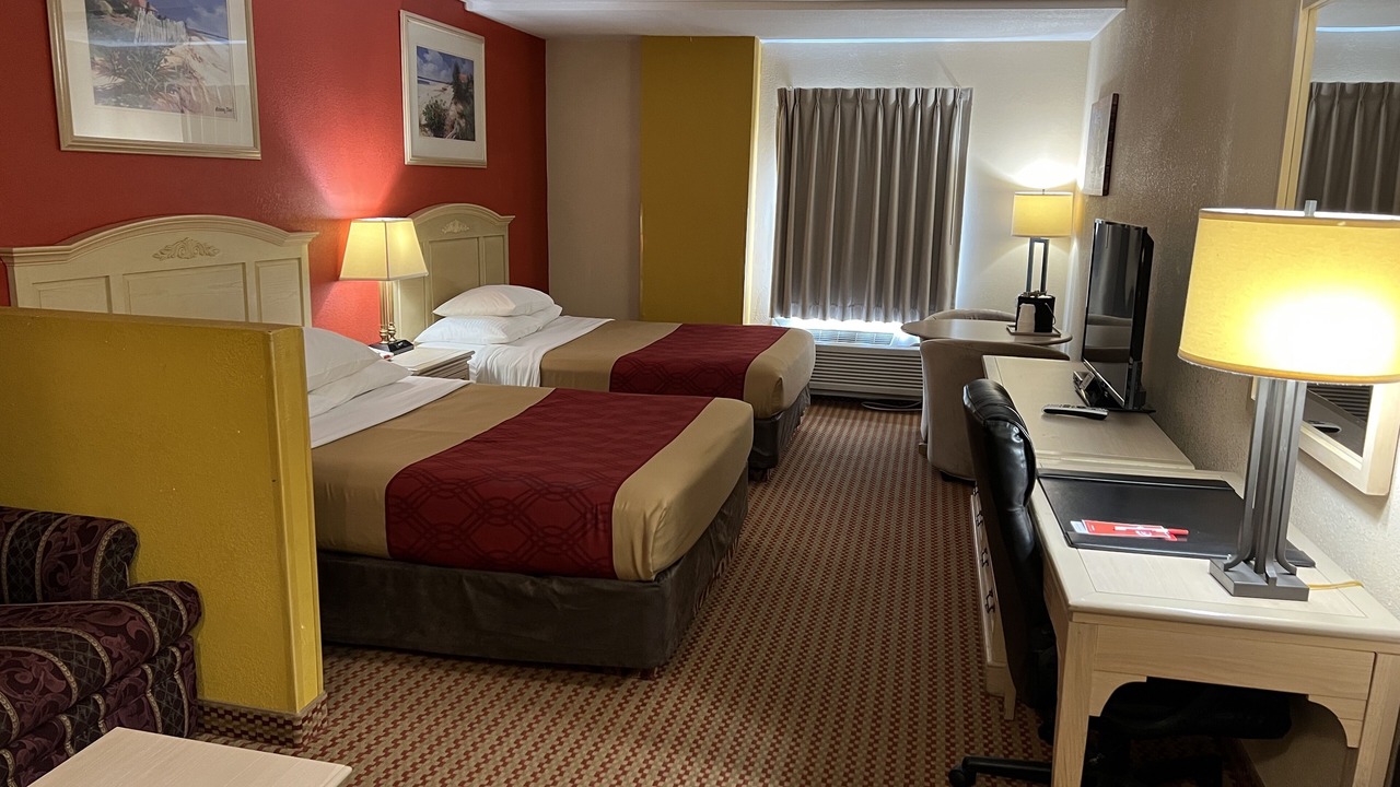 Photo of Livingroom in Walnut