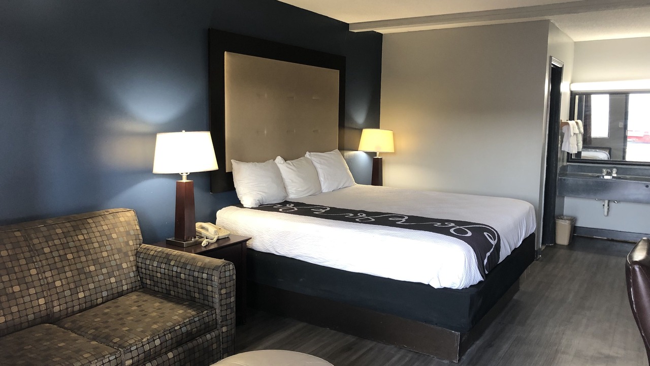 Photo of Bedroom in Locust Grove