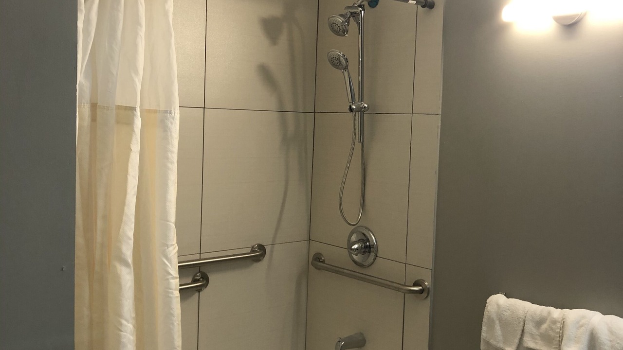 Photo of Bathroom in Locust Grove