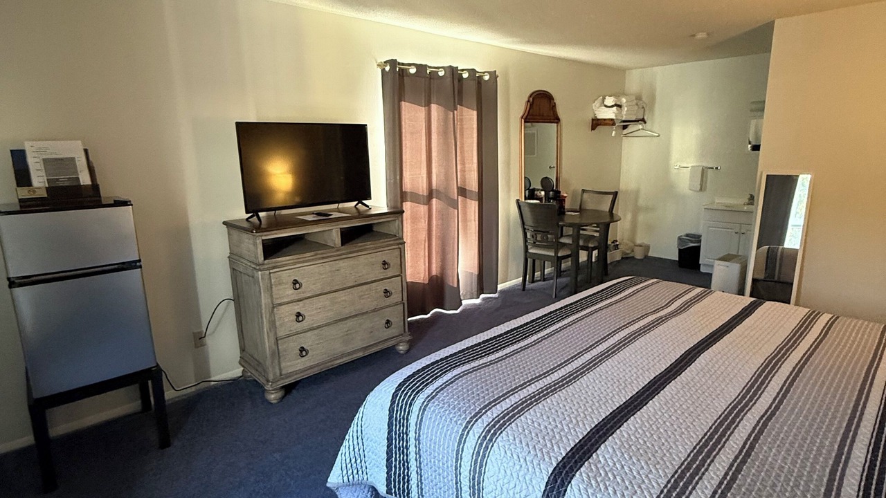 Photo of Bedroom in Osage Beach