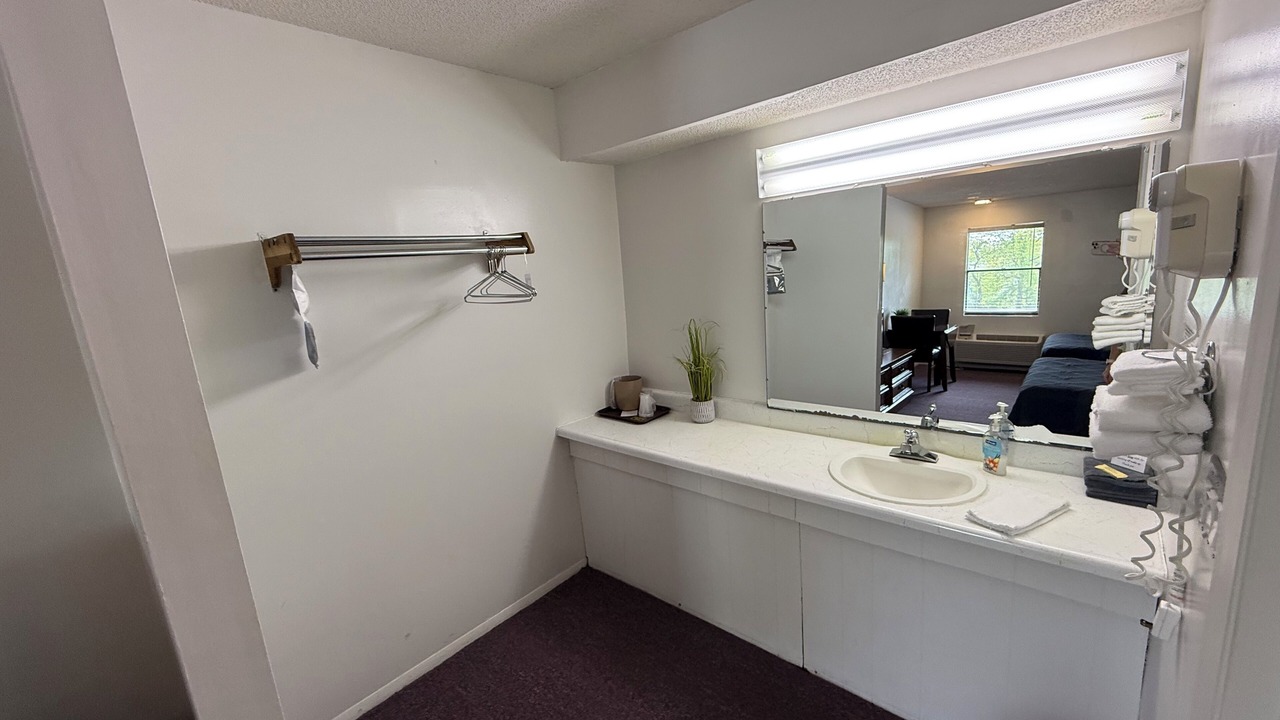 Photo of Bedroom in Osage Beach