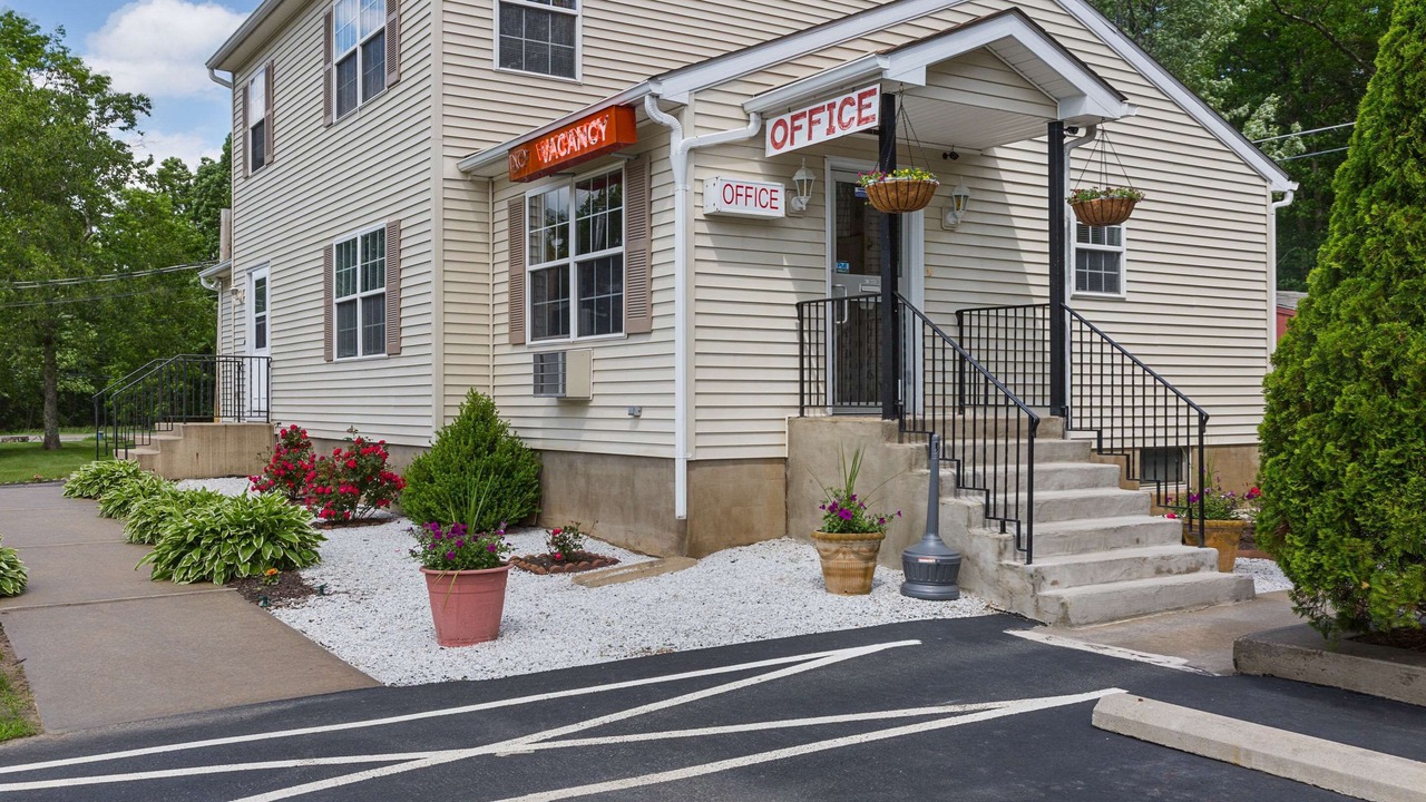 Photo of Outdoor in Milford